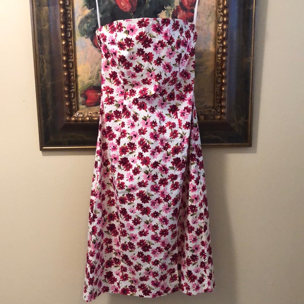 Monteau Floral lightweight sweet back zipper, front split hem strapless dress